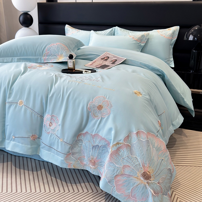 91家纺网 家纺一手货源 找家纺 慕语家纺 2025新款亲肤棉刺绣四件套系列--维纳斯（专版花型） 维纳斯--夏萤绿