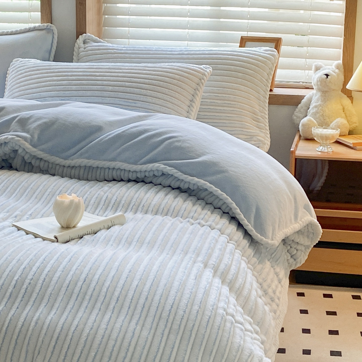 91家纺网 家纺一手货源 找家纺 （总）蓝极人 2025新款抽条阳离子提花牛奶绒四件套