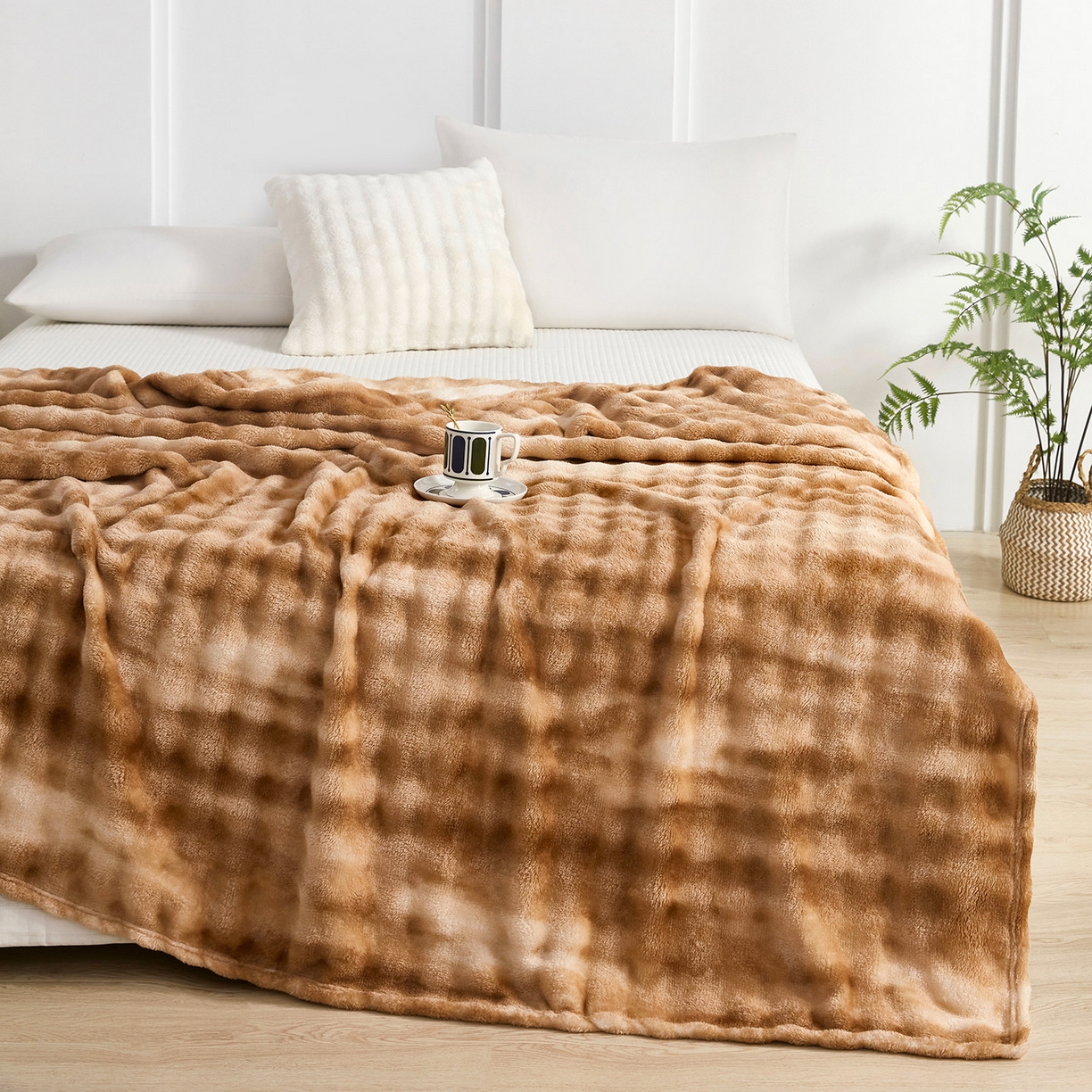 91家纺网 家纺一手货源 找家纺 悦织湾家纺 2025新款炫彩仿兔毛绒泡泡绒牛奶绒法兰绒毛毯休闲毯沙发盖毯跨境外贸出口专供 炫彩深咖