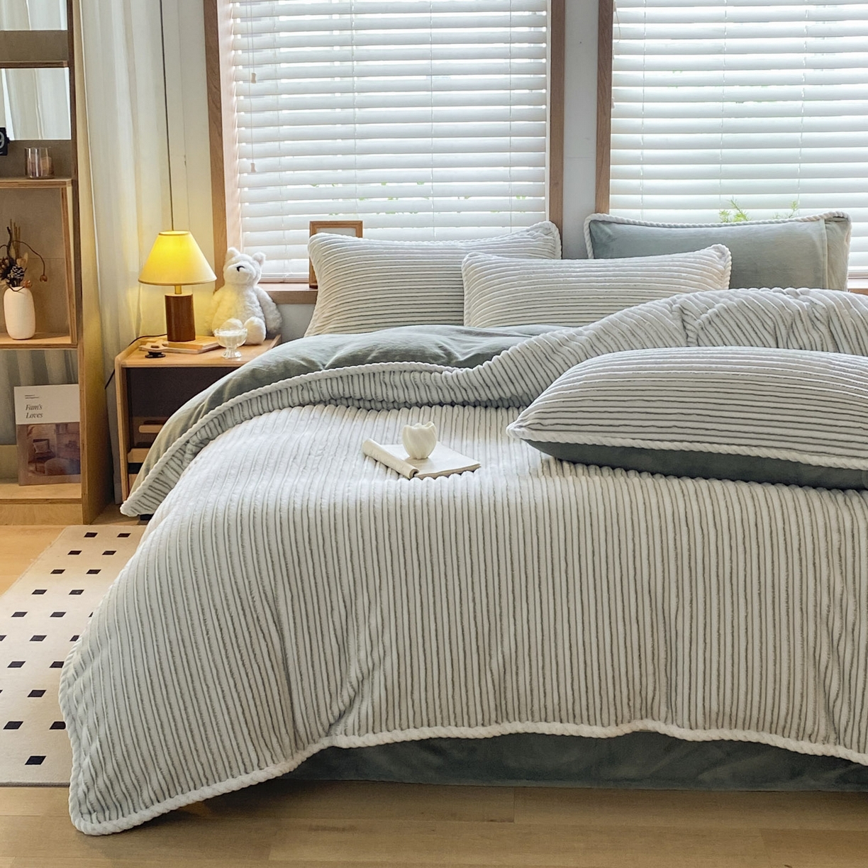 91家纺网 家纺一手货源 找家纺 蓝极人 2025新款抽条阳离子提花牛奶绒四件套 阳离子抽条-果绿