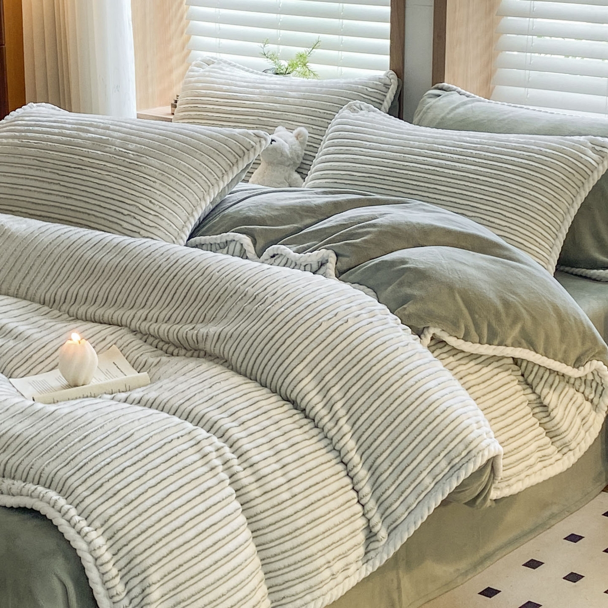 91家纺网 家纺一手货源 找家纺 蓝极人 2025新款抽条阳离子提花牛奶绒四件套 阳离子抽条-果绿