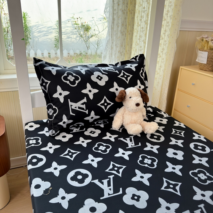 91家纺网 家纺一手货源 找家纺 乐居坊 2025新款开学季亲肤棉透气印花芦荟棉四件套（宿舍床） 超级明星