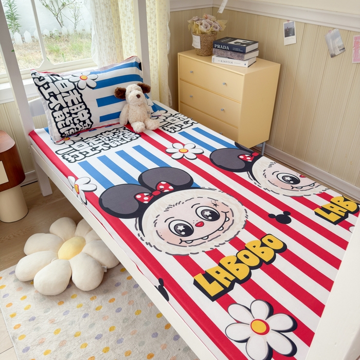 91家纺网 家纺一手货源 找家纺 乐居坊 2025新款开学季亲肤棉透气印花芦荟棉四件套（宿舍床） 潮流前线