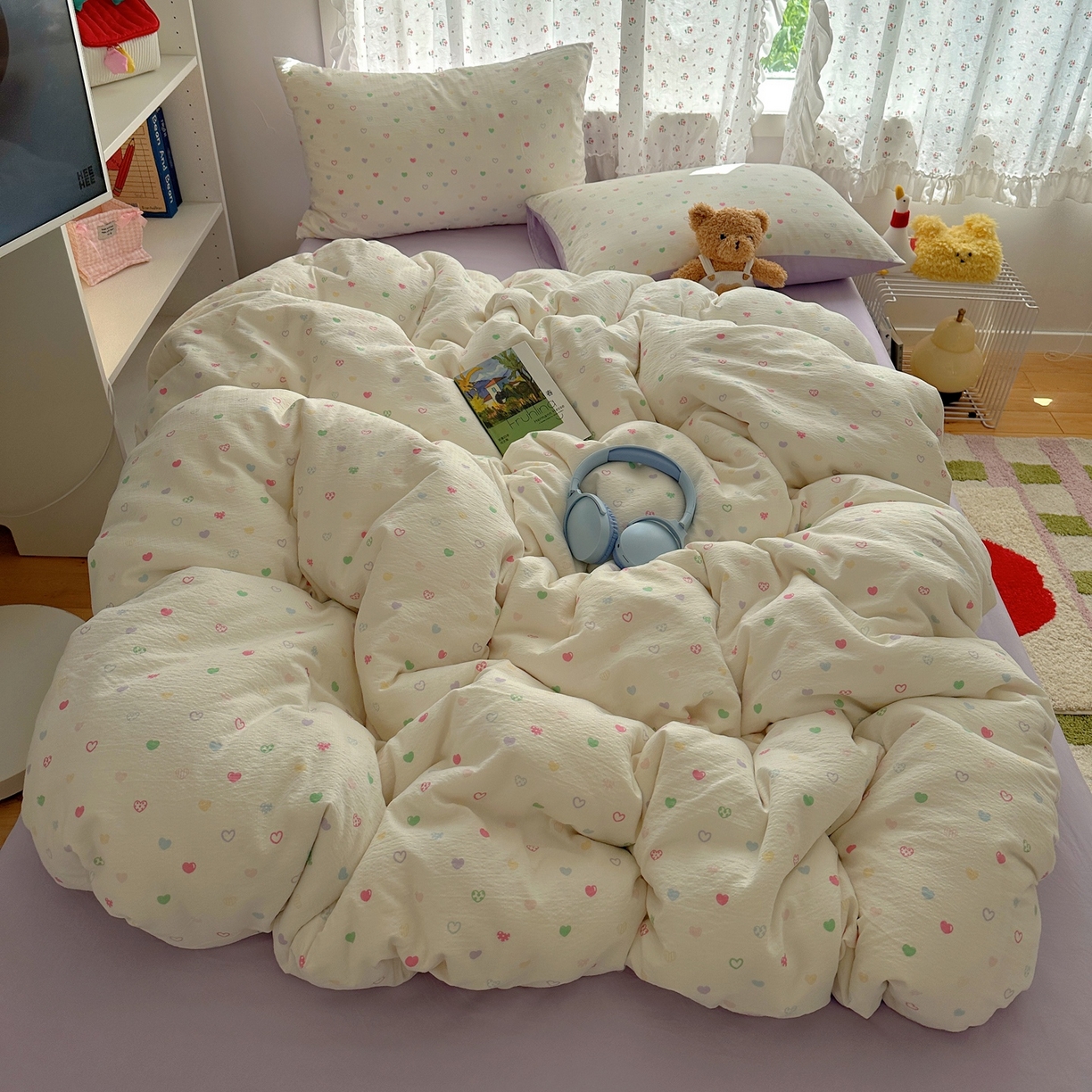 91家纺网 家纺一手货源 找家纺 顾里家纺 2025新款韩系奶萌云朵棉四件套 彩爱心