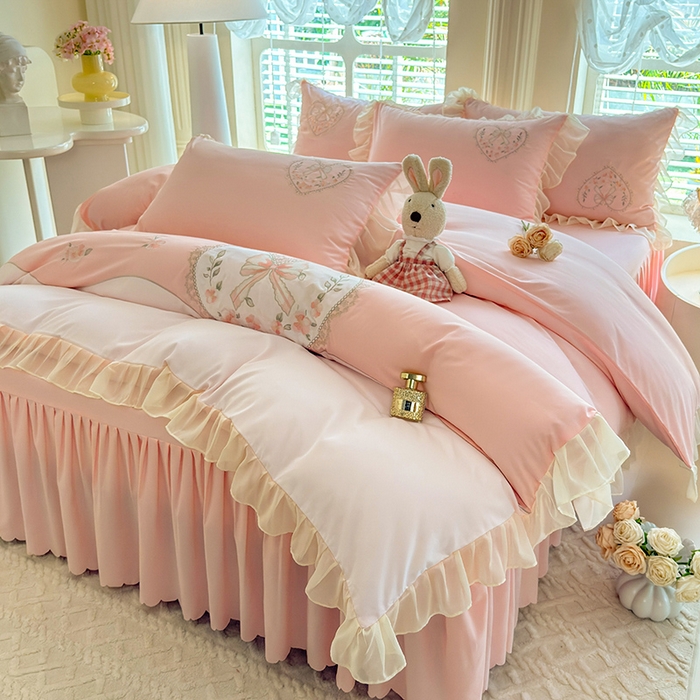 91家纺网 家纺一手货源 找家纺 （总）慕语家纺 2025新款少女系贴布绣蕾丝花边水洗磨毛棉四件套--芳菲系列（专版花型）