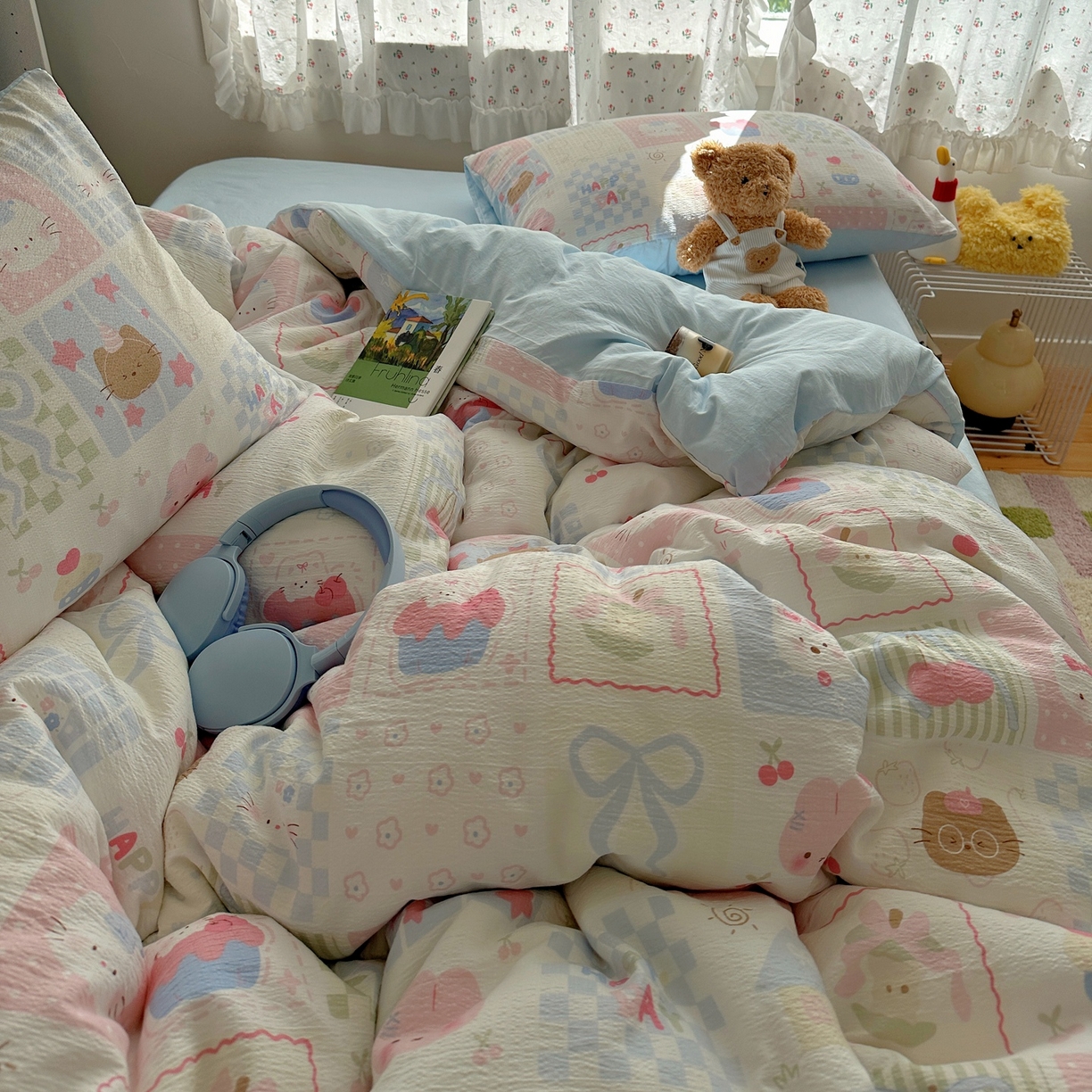 91家纺网 家纺一手货源 找家纺 顾里家纺 2025新款韩系奶萌云朵棉四件套 拼图好友