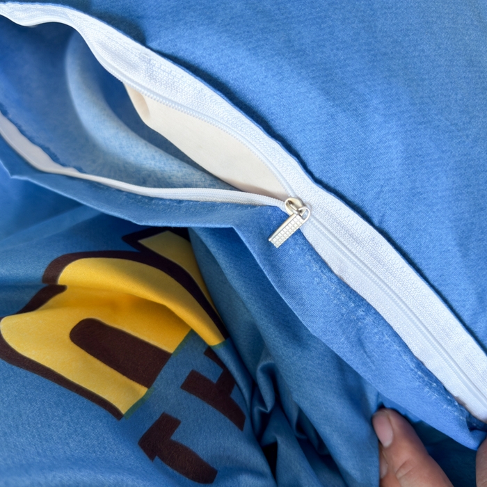 91家纺网 家纺一手货源 找家纺 乐居坊 2025新款开学季亲肤棉透气印花芦荟棉四件套（宿舍床） 大眼萌