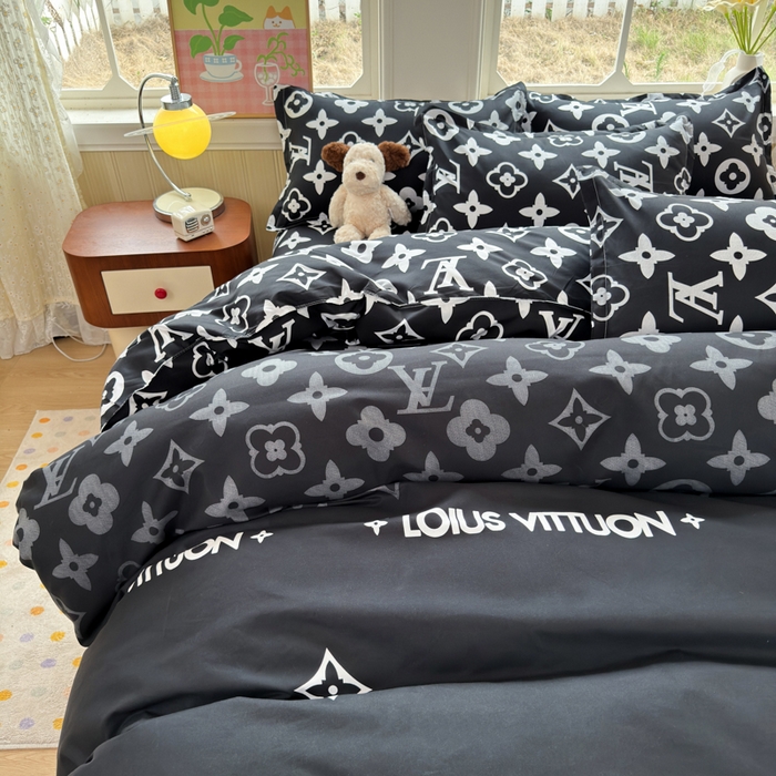 91家纺网 家纺一手货源 找家纺 乐居坊 2025新款开学季亲肤棉透气印花芦荟棉四件套（大床） 超级明星