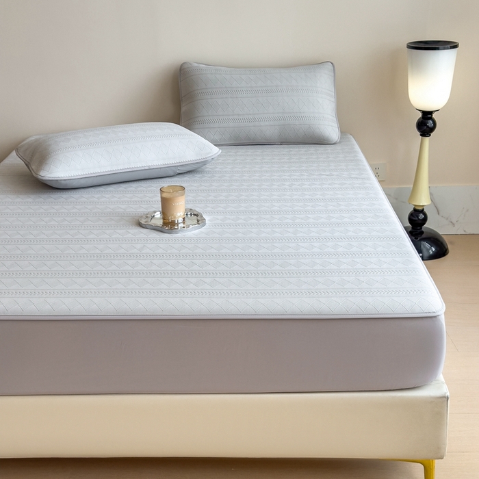 91家纺网 家纺一手货源 找家纺 莱家富 2025新款A类柔感彩绒棉夹棉床笠三件套床笠单件单床笠-素菱笺系列 素菱笺-高级灰