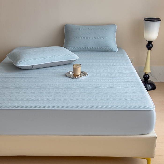 91家纺网 家纺一手货源 找家纺 莱家富 2025新款A类柔感彩绒棉夹棉床笠三件套床笠单件单床笠-素菱笺系列 素菱笺-青釉蓝