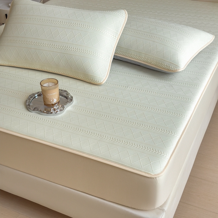 91家纺网 家纺一手货源 找家纺 莱家富 2025新款A类柔感彩绒棉夹棉床笠三件套床笠单件单床笠-素菱笺系列 素菱笺-麦浪黄