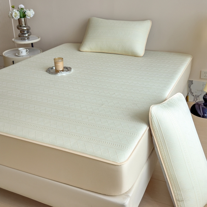 91家纺网 家纺一手货源 找家纺 莱家富 2025新款A类柔感彩绒棉夹棉床笠三件套床笠单件单床笠-素菱笺系列 素菱笺-麦浪黄