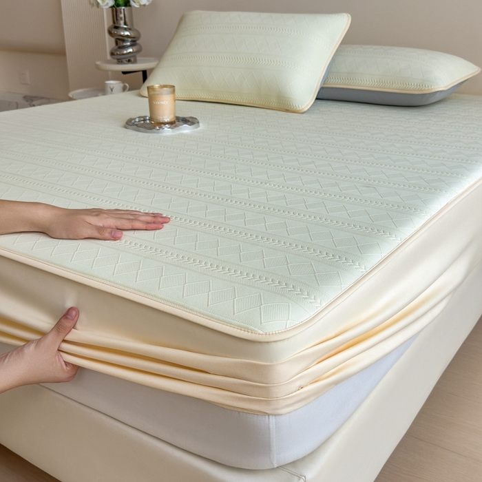 91家纺网 家纺一手货源 找家纺 莱家富 2025新款A类柔感彩绒棉夹棉床笠三件套床笠单件单床笠-素菱笺系列 素菱笺-麦浪黄