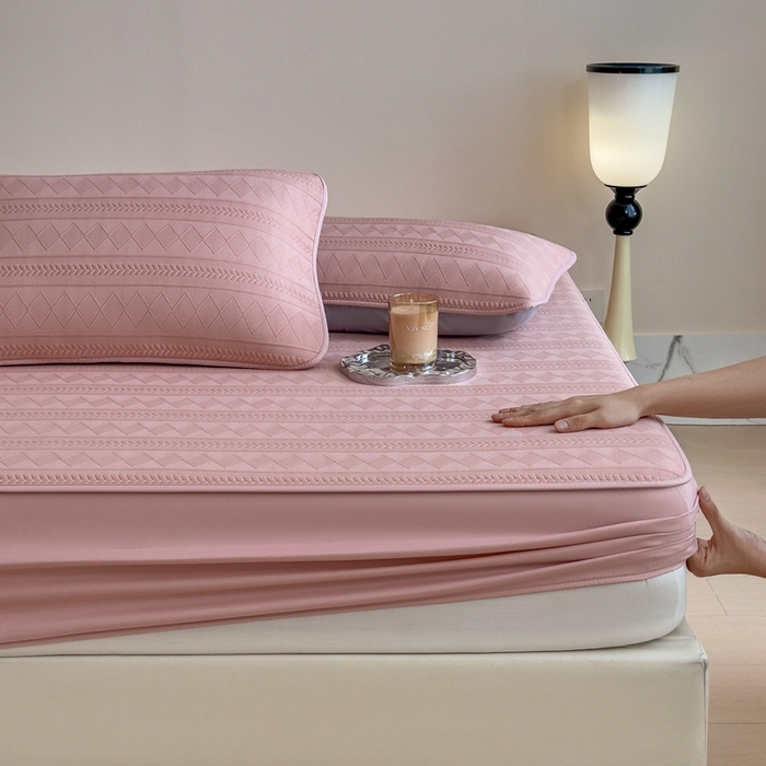 91家纺网 家纺一手货源 找家纺 莱家富 2025新款A类柔感彩绒棉夹棉床笠三件套床笠单件单床笠-素菱笺系列 素菱笺-豆沙奶昔