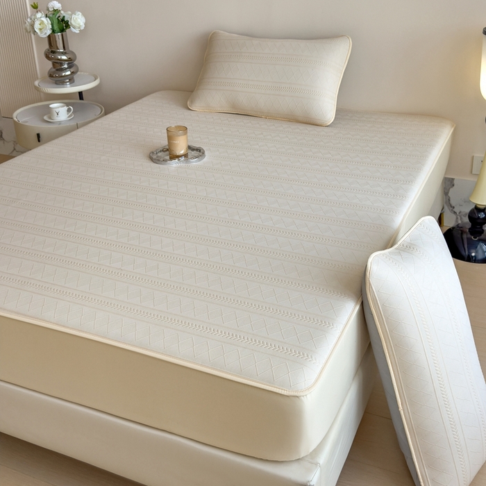 91家纺网 家纺一手货源 找家纺 莱家富 2025新款A类柔感彩绒棉夹棉床笠三件套床笠单件单床笠-素菱笺系列 素菱笺-麦米黄