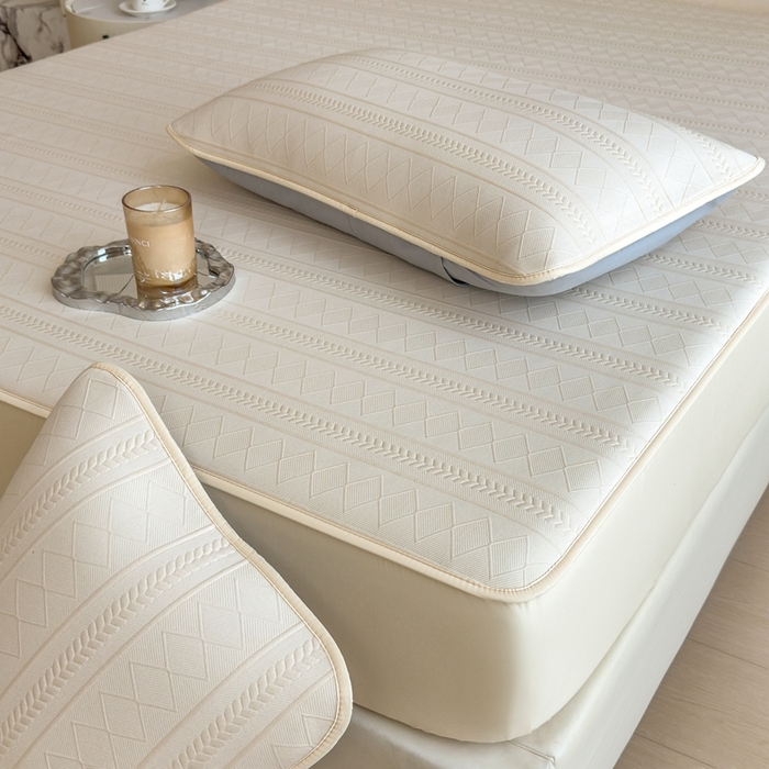 91家纺网 家纺一手货源 找家纺 莱家富 2025新款A类柔感彩绒棉夹棉床笠三件套床笠单件单床笠-素菱笺系列 素菱笺-麦米黄