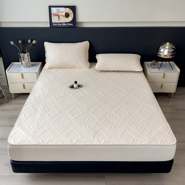 91家纺网 家纺一手货源 找家纺 莱家富 2025新款A类柔感彩绒棉夹棉床垫三件套单床垫-菱影蔓花系列 菱影蔓花-沙砾米床垫