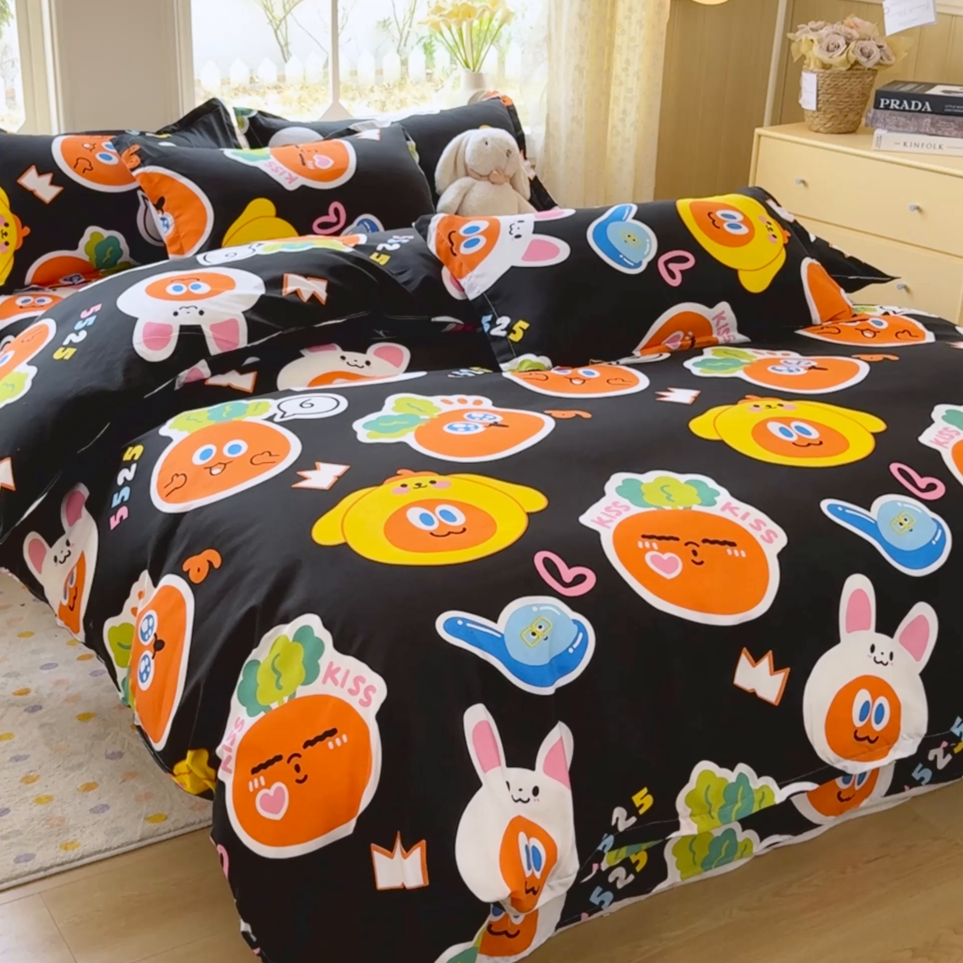 91家纺网 家纺一手货源 找家纺 乐居坊 2025新款开学季亲肤棉透气印花芦荟棉四件套（大床） 胡萝卜兵