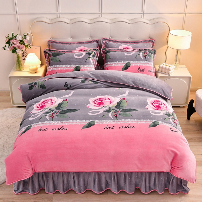 91家纺网 家纺一手货源 找家纺 绒宴2025新230克特厚款印花牛奶绒单被套法莱绒金貂被套单件 玫瑰庄园