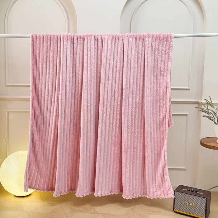 91家纺网 家纺一手货源 找家纺 安琪家纺 2025新款280克直播爆品兔毛绒高克重多功能抽条毛毯盖毯午睡毯跨境外贸 粉色