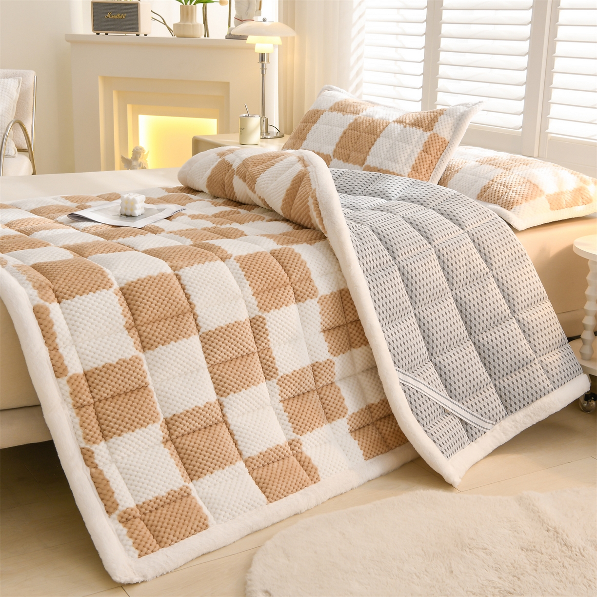 91家纺网 家纺一手货源 找家纺 云木里 2025新款豆豆绒床垫床褥床护垫 卡其