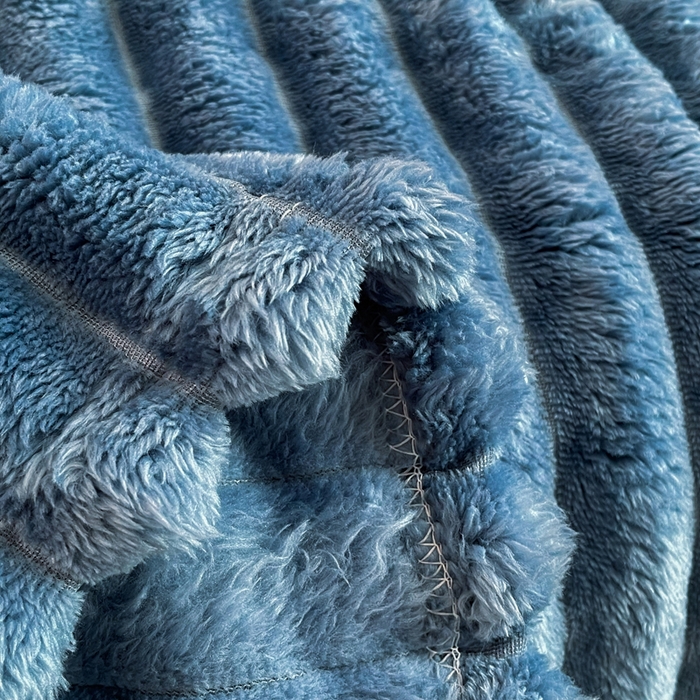 91家纺网 家纺一手货源 找家纺 安琪家纺 2025新款280克直播爆品兔毛绒高克重多功能抽条毛毯盖毯午睡毯跨境外贸 藏青
