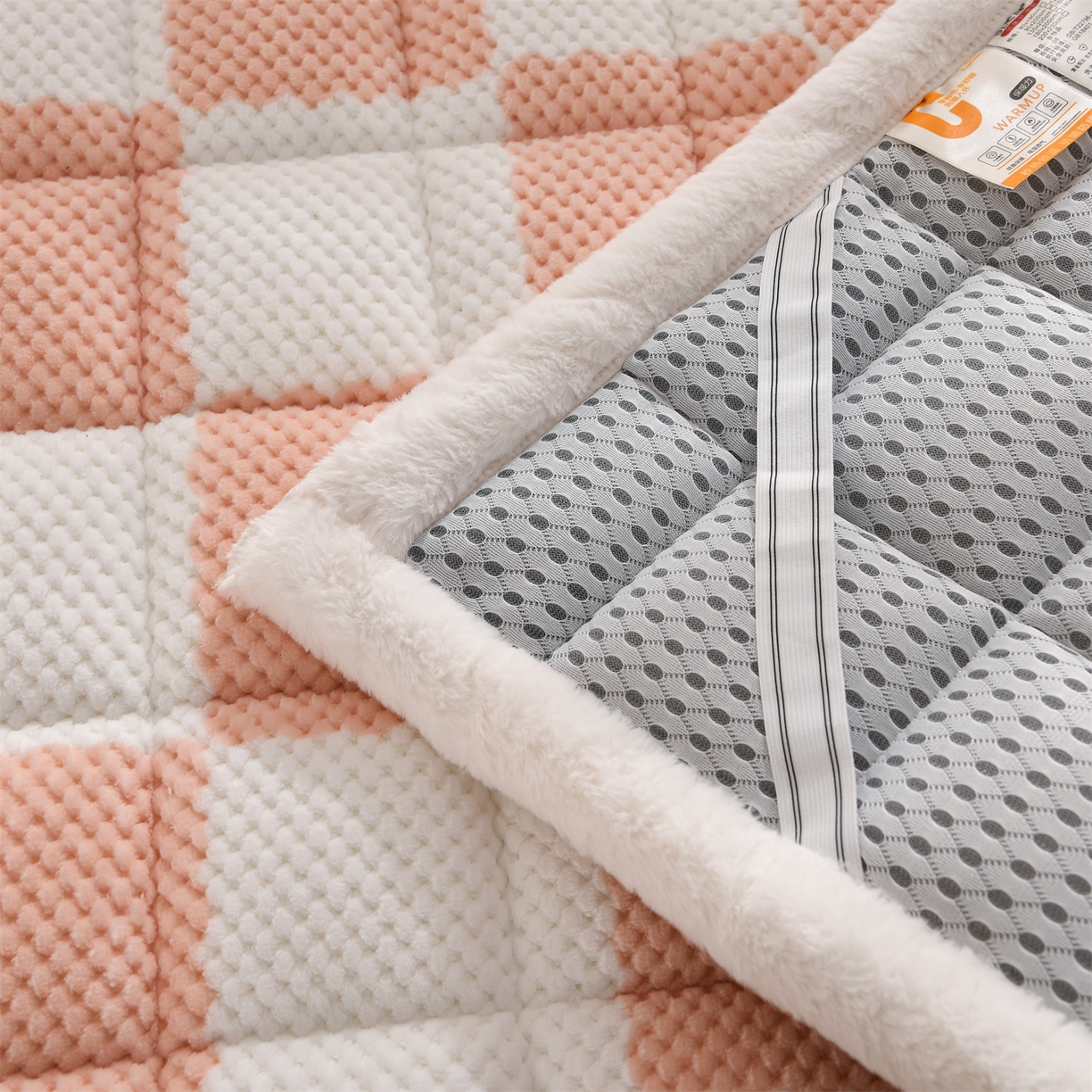 91家纺网 家纺一手货源 找家纺 云木里 2025新款豆豆绒床垫床褥床护垫 樱花粉