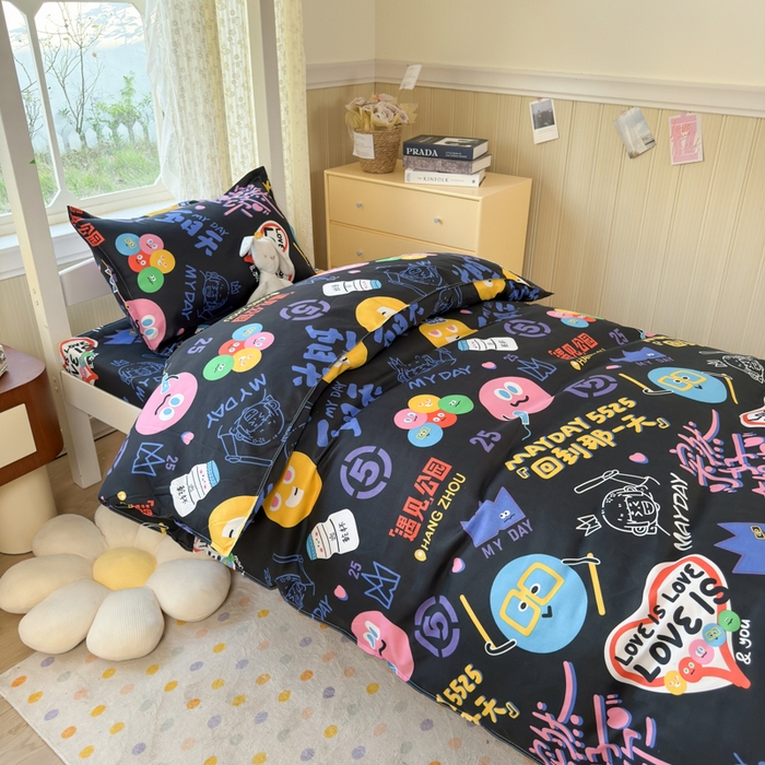 91家纺网 家纺一手货源 找家纺 乐居坊 2025新款开学季亲肤棉透气印花芦荟棉四件套（宿舍床） 五迷老师