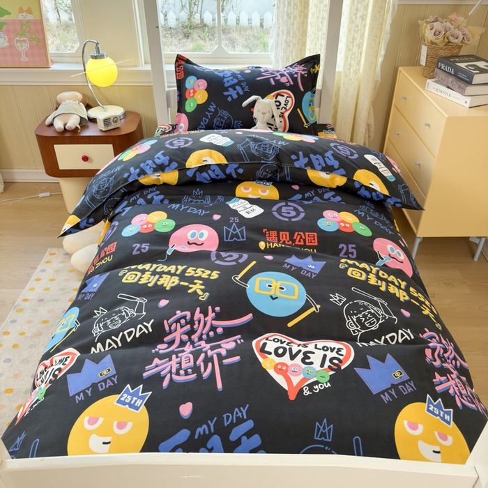 91家纺网 家纺一手货源 找家纺 乐居坊 2025新款开学季亲肤棉透气印花芦荟棉四件套（宿舍床） 五迷老师