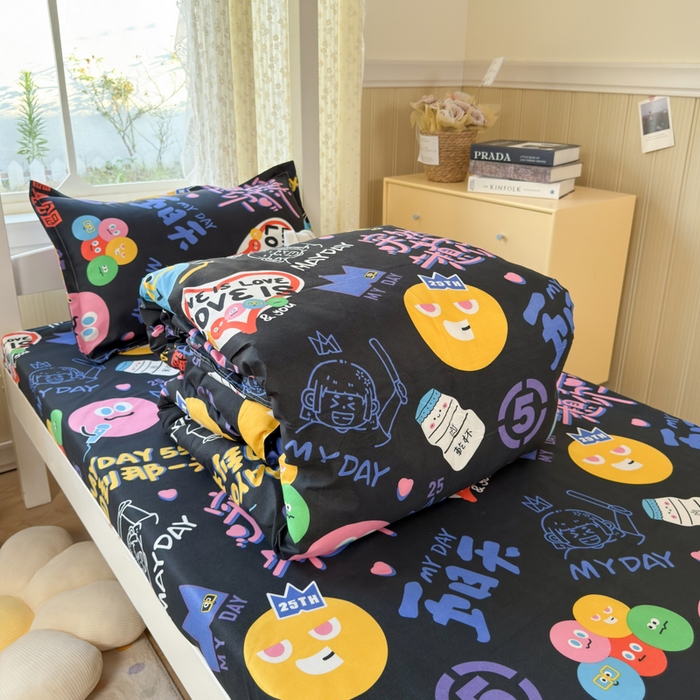 91家纺网 家纺一手货源 找家纺 乐居坊 2025新款开学季亲肤棉透气印花芦荟棉四件套（宿舍床） 五迷老师