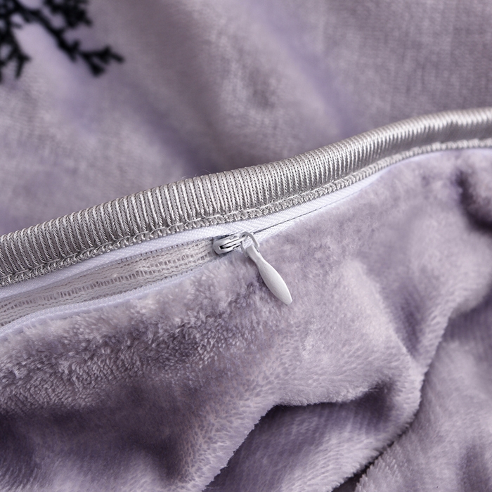 91家纺网 家纺一手货源 找家纺 绒宴 2025新款8.5斤牛奶绒金貂法莱绒床裙款保暖四件套 林中有鹿