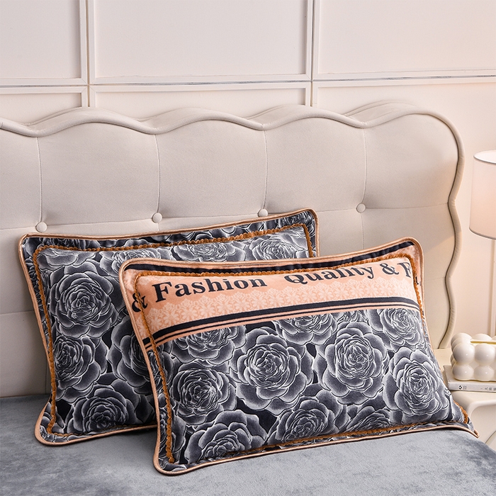 91家纺网 家纺一手货源 找家纺 绒宴 2025新款8.5斤牛奶绒金貂法莱绒床裙款保暖四件套 流金岁月