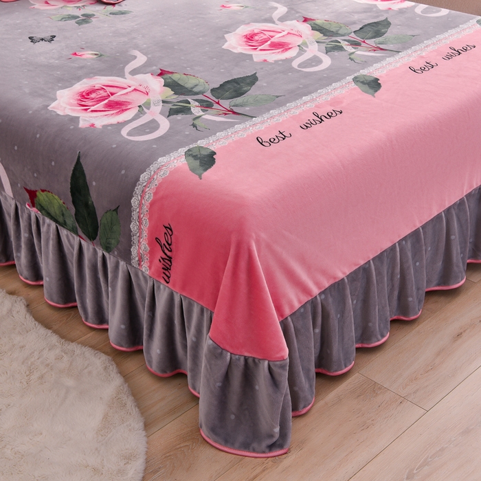 91家纺网 家纺一手货源 找家纺 绒宴 2025新款8.5斤牛奶绒金貂法莱绒床裙款保暖四件套 玫瑰庄园