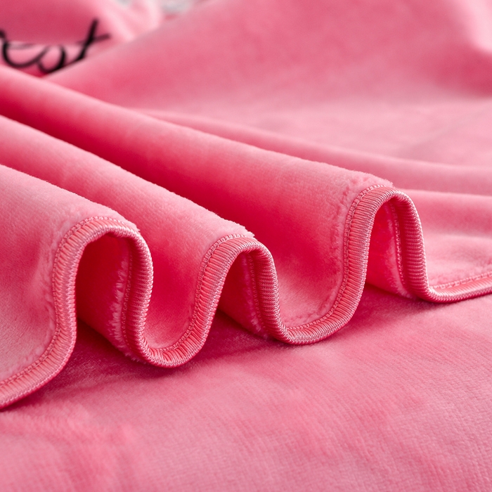 91家纺网 家纺一手货源 找家纺 绒宴 2025新款8.5斤牛奶绒金貂法莱绒床裙款保暖四件套 玫瑰庄园