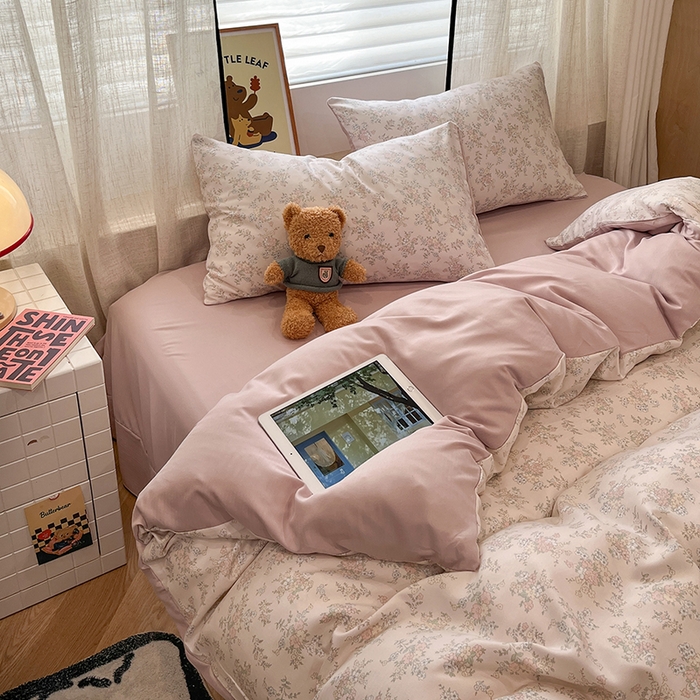 91家纺网 家纺一手货源 找家纺  金梦拉2025新款A类提花人字纹小布袋款四件套柔光浅语