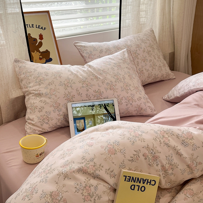 91家纺网 家纺一手货源 找家纺  金梦拉2025新款A类提花人字纹小布袋款四件套柔光浅语