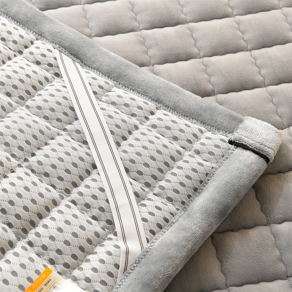 91家纺网 家纺一手货源 找家纺 （总）云木里 2025新款240克臻棉绒和煦春风宿舍床垫上下铺床垫学生床-