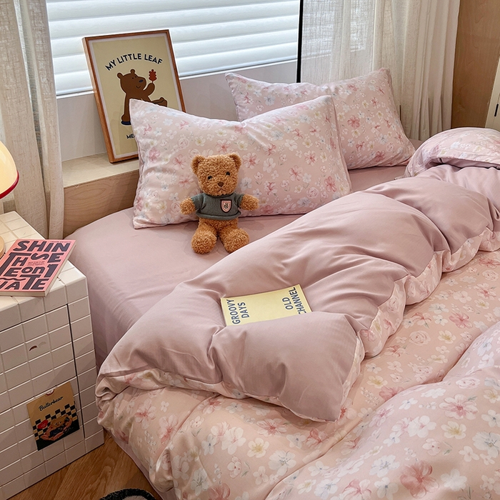 91家纺网 家纺一手货源 找家纺  金梦拉2025新款A类提花人字纹小布袋款四件套桃桃花语