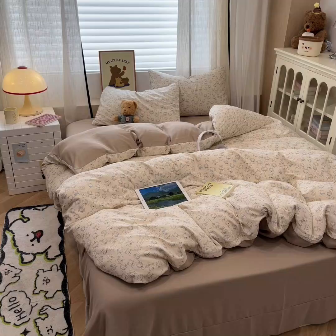 91家纺网 家纺一手货源 找家纺  金梦拉2025新款A类提花人字纹小布袋款四件套线条小狗