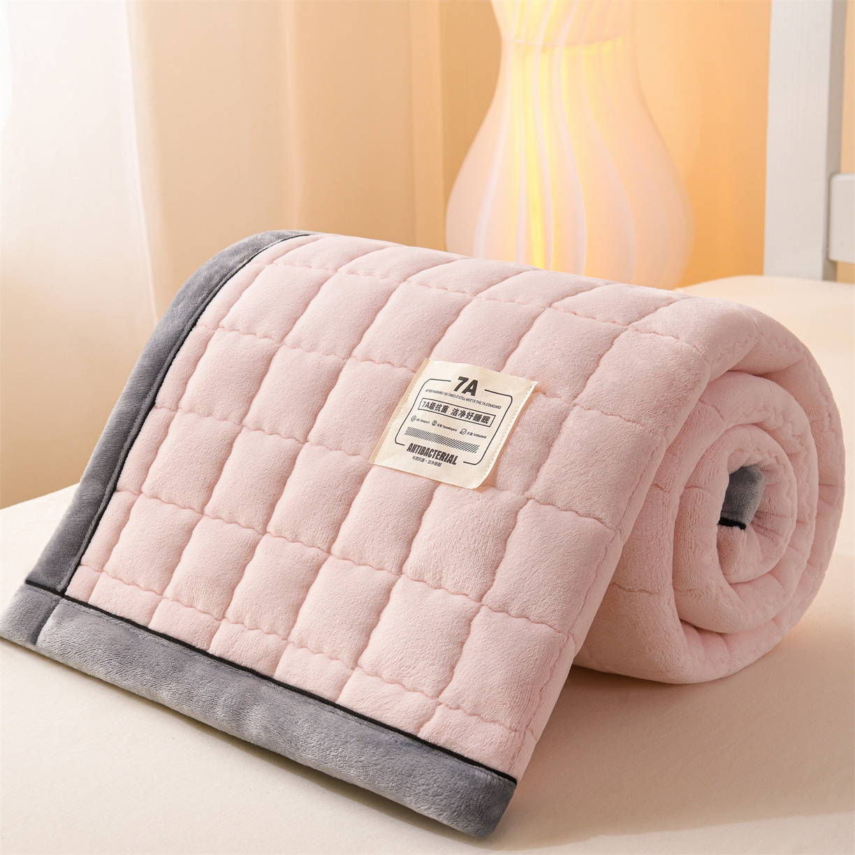 91家纺网 家纺一手货源 找家纺 云木里 2025新款240克臻棉绒和煦春风宿舍床垫上下铺床垫学生床- 和煦春风-雾桃