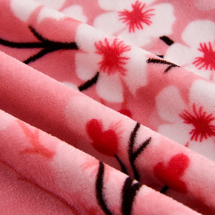 91家纺网 家纺一手货源 找家纺 绒宴 2025新款8.5斤牛奶绒金貂法莱绒床裙款保暖四件套 蔷薇密语