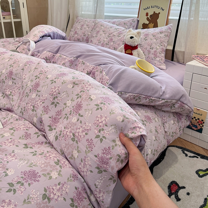 91家纺网 家纺一手货源 找家纺  金梦拉2025新款A类提花人字纹小布袋款四件套紫藤香