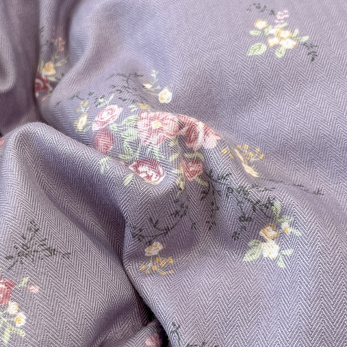 91家纺网 家纺一手货源 找家纺  金梦拉2025新款A类提花人字纹小布袋款四件套紫薰