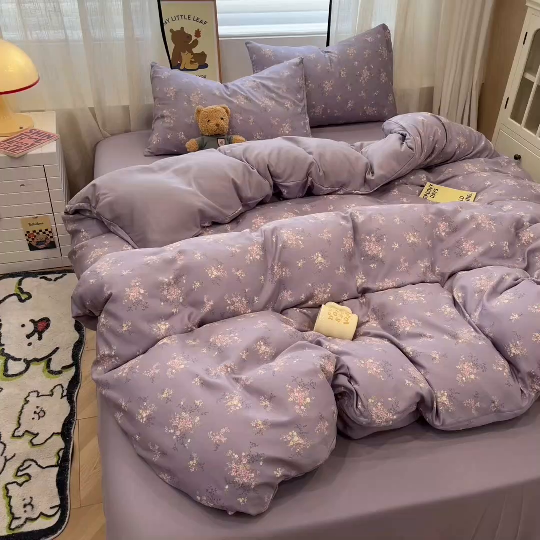 91家纺网 家纺一手货源 找家纺  金梦拉2025新款A类提花人字纹小布袋款四件套紫薰