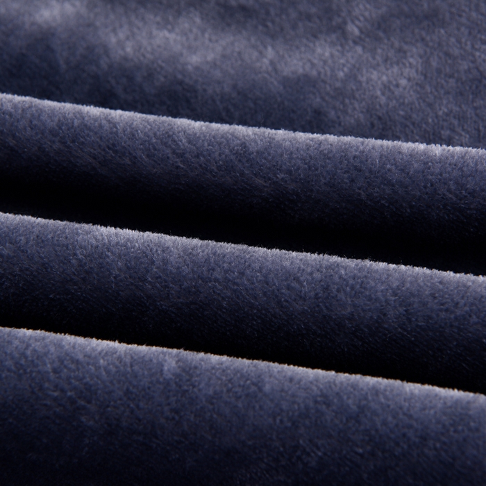 91家纺网 家纺一手货源 找家纺 绒宴 2025新款8.5斤牛奶绒金貂法莱绒床裙款保暖四件套 绅士条纹