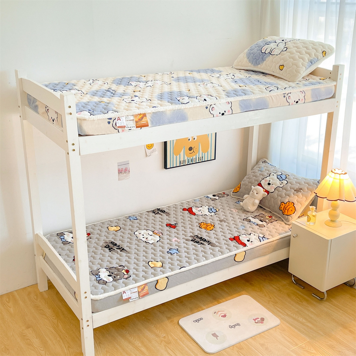 91家纺网 家纺一手货源 找家纺 （总）雯豆家纺 2025新款学生上下铺加厚牛奶绒夹棉床笠宿舍大学生床垫保护套