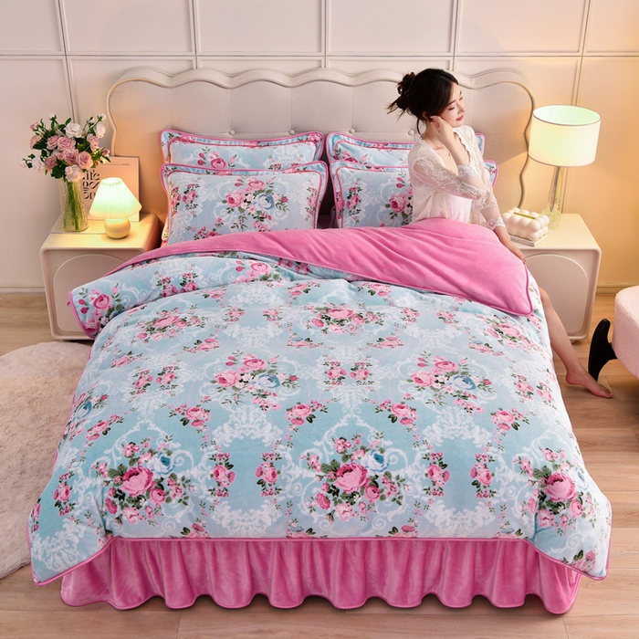 91家纺网 家纺一手货源 找家纺 绒宴 2025新款8.5斤牛奶绒金貂法莱绒床裙款保暖四件套 拾光