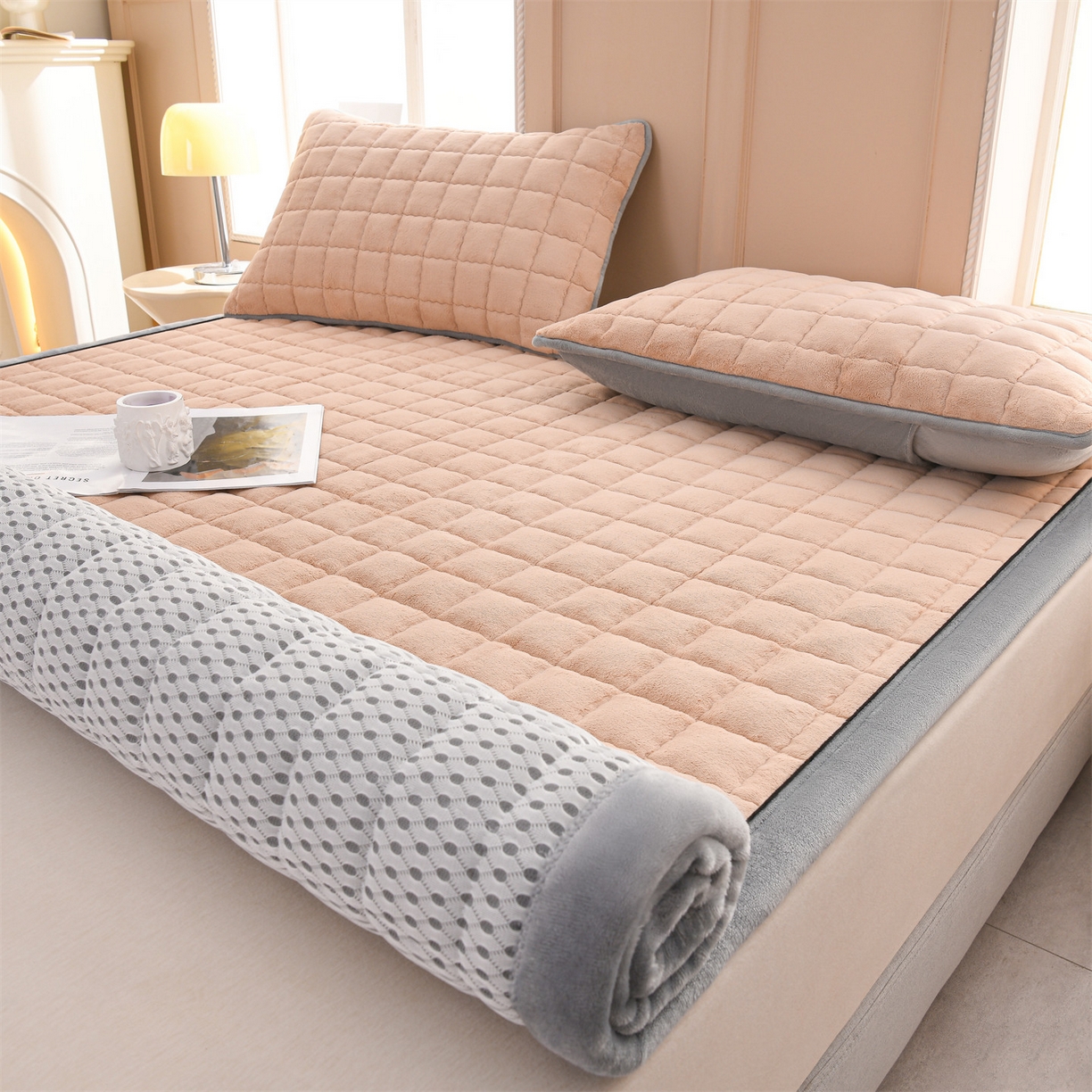 91家纺网 家纺一手货源 找家纺 云木里 2025新款240克臻棉绒和煦春风宿舍床垫上下铺床垫成人床-和煦春风 和煦春风-米驼