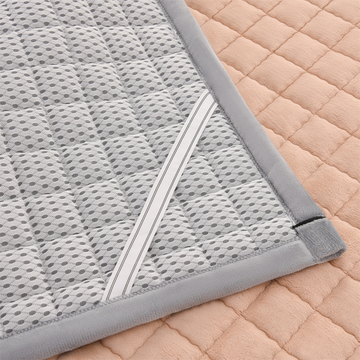 91家纺网 家纺一手货源 找家纺 云木里 2025新款240克臻棉绒和煦春风宿舍床垫上下铺床垫成人床-和煦春风 和煦春风-米驼