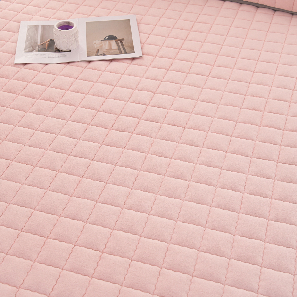 91家纺网 家纺一手货源 找家纺 云木里 2025新款240克臻棉绒和煦春风宿舍床垫上下铺床垫成人床-和煦春风 和煦春风-雾桃